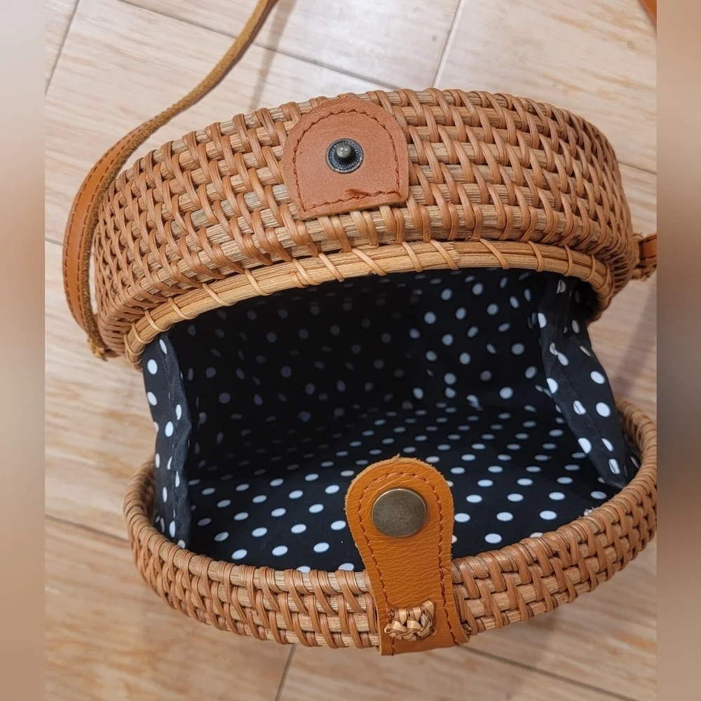 Round Straw Crossbody Bag Purse Rattan Boho Basket Woven Beach